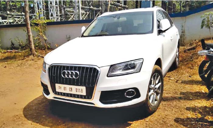 നി​കു​തി​വെ​ട്ടി​ച്ച ആ​ഡം​ബ​ര കാ​ർ  മോ​േട്ടാർ വാഹന വകുപ്പ്​ പി​ടി​കൂ​ടി