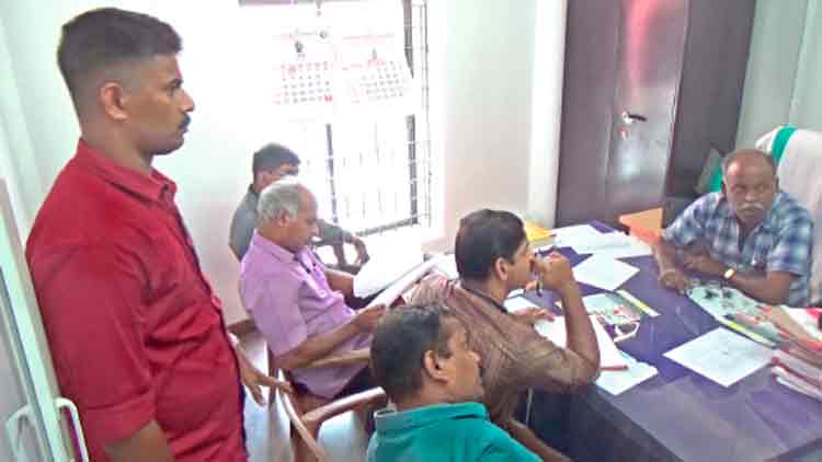 പൊ​ന്നാ​നി ന​ഗ​ര​സ​ഭ​യി​ൽ  വി​ജി​ല​ൻ​സ് പ​രി​ശോ​ധ​ന