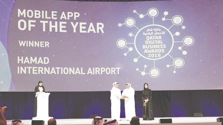 മി​ക​ച്ച മൊ​ബൈ​ൽ ആ​പ്പി​നു​ള്ള അ​വാ​ർ​ഡ് ഹ​മ​ദ്​ വി​മാ​ന​ത്താ​വ​ള​ത്തി​ന്​