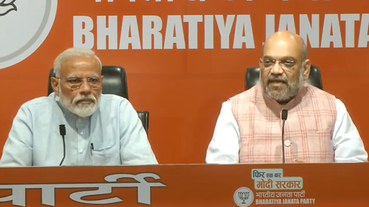 മോദി ആദ്യമായി മാധ്യമങ്ങൾക്ക് മുന്നിൽ; ചോദ്യങ്ങൾക്ക് മറുപടി നൽകിയത് അമിത് ഷാ