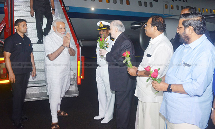 പ്രധാനമന്ത്രി നരേന്ദ്ര മോദി കൊച്ചിയിൽ