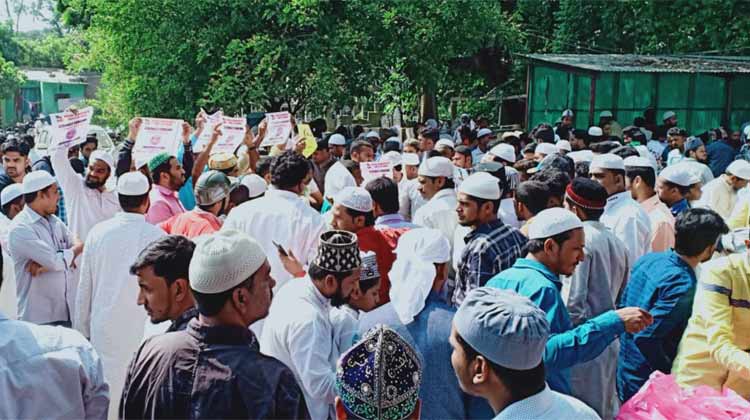 mohammed-aseem-protest mohammed-aseem-protest