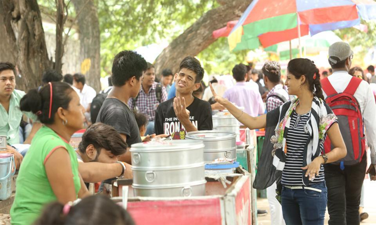 Darjeeling street momos