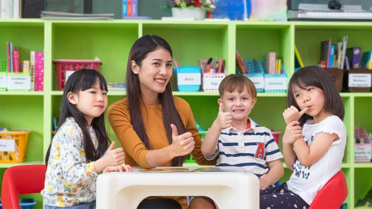 ഒട്ടനവധി അവസരങ്ങളുമായി മോണ്ടിസോറി/ പ്രിപ്രൈമറി ടീച്ചർ ട്രെയിനിങ്, വീട്ടിലിരുന്ന് പഠിക്കാം