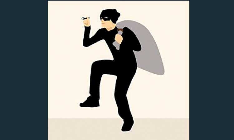 ബാ​ച്ചി​ല​ർ മു​റി​ക​ളി​ൽ മോ​ഷ​ണം പ​തി​വാ​കു​ന്ന​താ​യി പ​രാ​തി