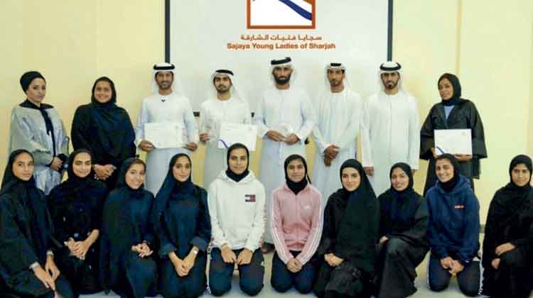 കി​ളി​മ​ഞ്ചാ​രോ പ​ർ​വ​ത​ത്തി​ൽ ക​യ​റാ​ൻ ഷാ​ർ​ജ​യി​ൽ നി​ന്ന് ഒ​മ്പ​ത് പെ​ൺ​കു​ട്ടി​ക​ൾ