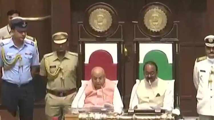 വിശ്വാസ വോട്ടെടുപ്പ് നടന്നില്ല; മധ്യപ്രദേശ് നിയമസഭ 26 വരെ പിരിഞ്ഞു