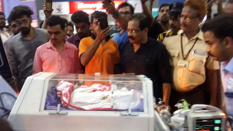 കുഞ്ഞുഹൃദയതാളത്തിനായി വീണ്ടും നാട് കൈകോർത്തു കുഞ്ഞുഹൃദയതാളത്തിനായി വീണ്ടും നാട് കൈകോർത്തു