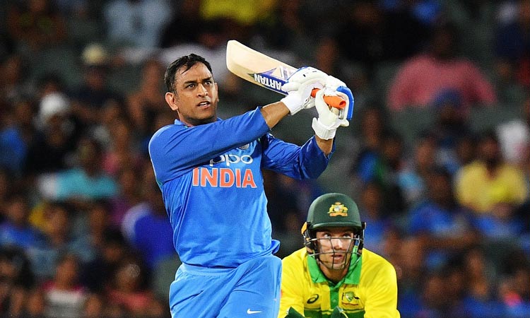 റാഞ്ചിയിൽ ധോ​ണി​യു​ടെ അ​വ​സാ​ന മ​ത്സ​രം