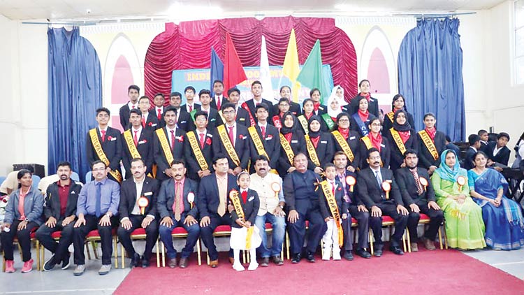 മു​ല​ദ ഇ​ന്ത്യ​ൻ സ്​​കൂ​ളി​ൽ വി​ദ്യാ​ർ​ഥി  പ്ര​തി​നി​ധി​ക​ൾ ചു​മ​ത​ല​യേ​റ്റു