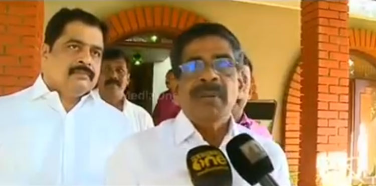 നയം മാറ്റാതെ ഗവർണറെ അംഗീകരിക്കില്ല; മോദി സർക്കാറി​െൻറ പകർപ്പാണ്​ കേരളത്തിലുള്ളതെന്ന്​ മുല്ലപ്പള്ളി