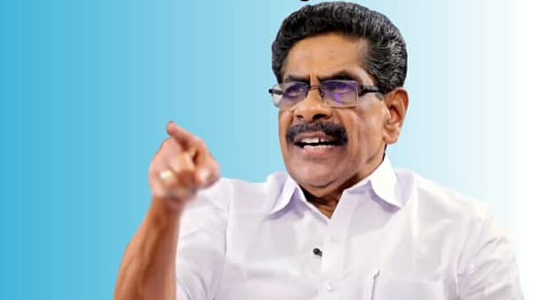 ‘‘കള്ളക്കടത്തുമായി മുഖ്യമന്ത്രിയുടെ ഓഫീസ്​ ബന്ധപ്പെടുന്നത്​ രാജ്യചരിത്രത്തിൽ ആദ്യം’’