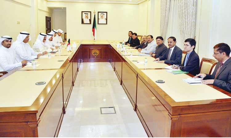 കേ​ന്ദ്ര സ​ഹ​മ​ന്ത്രി വി. ​മു​ര​ളീ​ധ​ര‍ൻ കുവൈത്ത്​ സ​ന്ദ​ർ​ശ​ിച്ചു