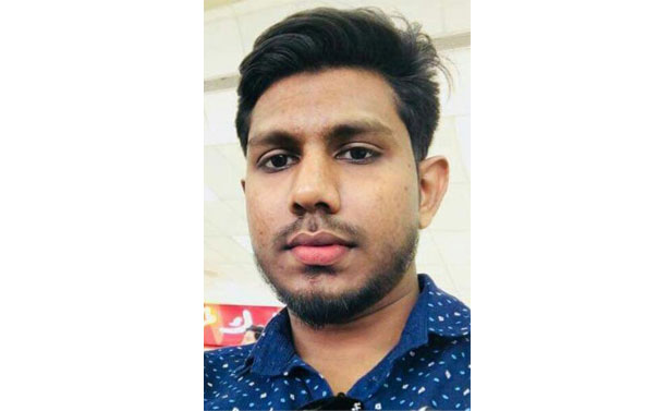 മാരമംഗലത്ത്  ബൈക്കിൽ പിക്കപ്പ് ഇടിച്ച്​ യുവാവ്​ മരിച്ചു