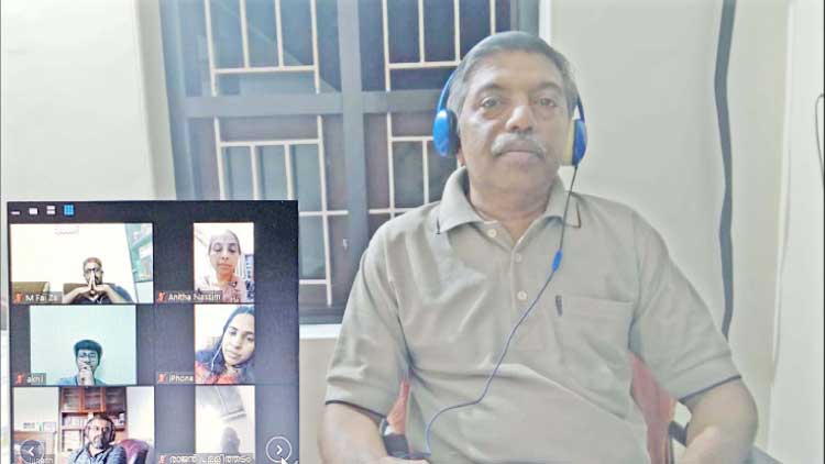 വ​രാ​നി​രി​ക്കു​ന്ന​ത് ക്വാ​റ​ൻ​റീ​ൻ ഡ​യ​റി​ക​ളു​ടെ കാ​ലം –വി. ​മു​സ​ഫ​ർ അ​ഹ​മ്മ​ദ്