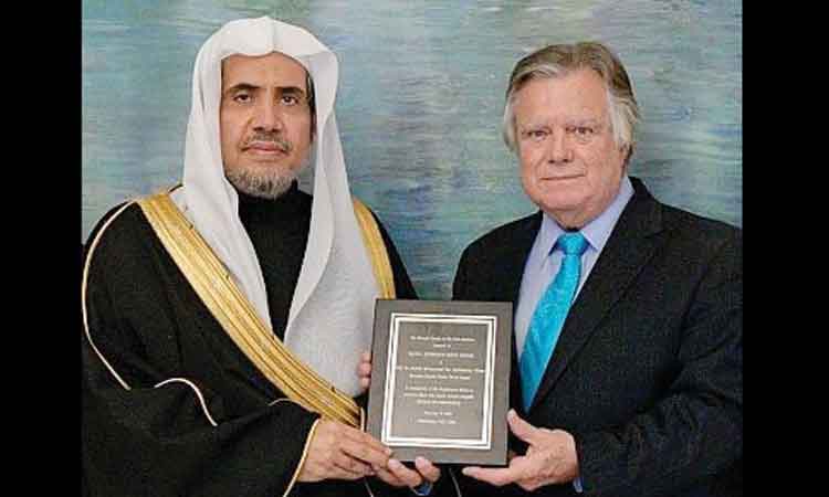 മുസ്​ലിം വേൾഡ്​ ലീഗ്​ ജനറൽ സെക്രട്ടറിക്ക്​ സമാധാന  പുരസ്​കാരം