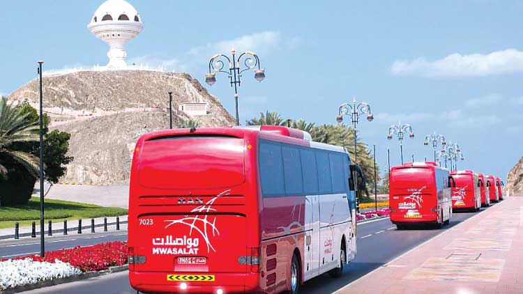 മു​വാ​സ​ലാ​ത്ത്​ ബ​സു​ക​ൾ സ്​​മാ​ർ​ട്ടാ​കു​ന്നു