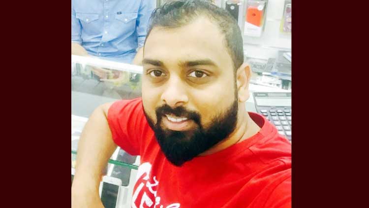 കോ​ഴി​ക്കോ​ട്​ സ്വ​ദേ​ശി നി​ര്യാ​ത​നാ​യി