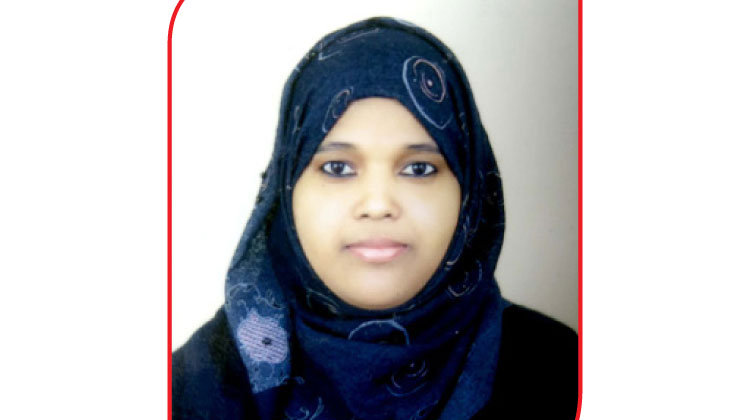 ക​ണ്ണി​ൽ നി​ന്ന്​ മാ​യു​ന്നി​ല്ല, അ​ര​വ​യ​ർ മു​റു​ക്കി​യ ആ ​ച​ര​ട്​