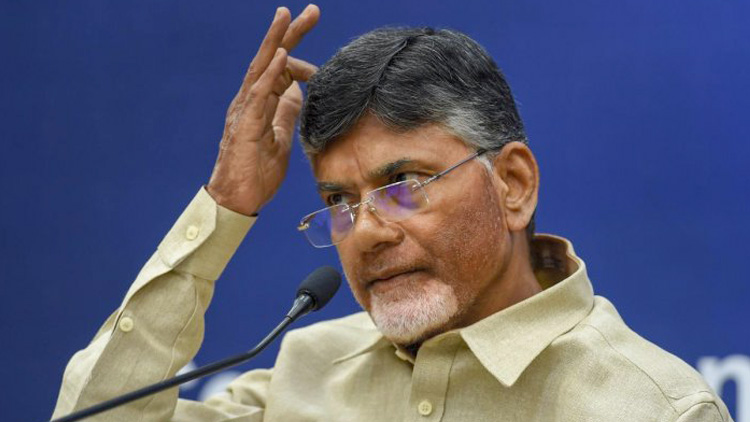 ജഗൻ പൊളിച്ചടുക്കൽ തുടരുന്നു; ഇനി നായിഡുവിന്‍റെ സ്വകാര്യ വസതി