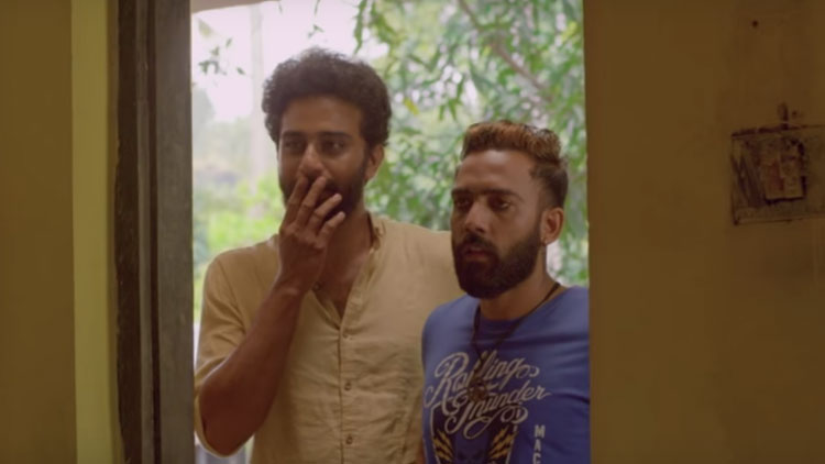 നാണം തൂകും പെണ്ണ്; ചിരിയിലെ മനോഹര ഗാനം