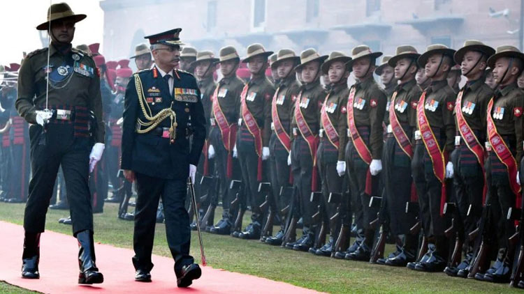 പാക് അധീന കശ്മീരിൽ സൈനിക നീക്കങ്ങൾക്ക് സൈന്യം തയാർ -കരസേനാ മേധാവി