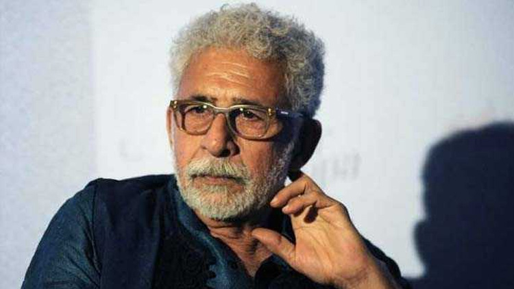 അനുപം ഖേർ കോമാളി; അദ്ദേഹത്തി​െൻറ പാദസേവയിലുള്ള കഴിവ്​ അന്വേഷിച്ചാലറിയാം​ -നസറുദ്ദീൻ ഷാ