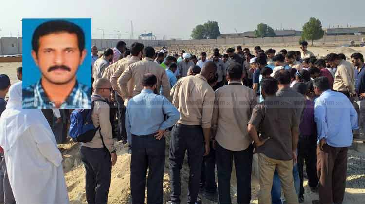 navas-abbas-funeral navas-abbas-funeral