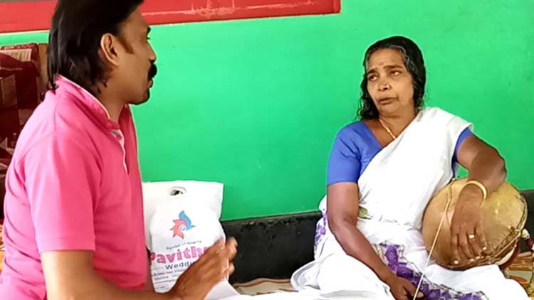 ദേ​ശീ​യ ദി​നാ​ഘോ​ഷ​ത്തി​ൻ ‘നാ​വേ​റ് പാ​ട്ടു’​മാ​യി  നൗ​ഷാ​ദ് മാ​നം​കേ​രി