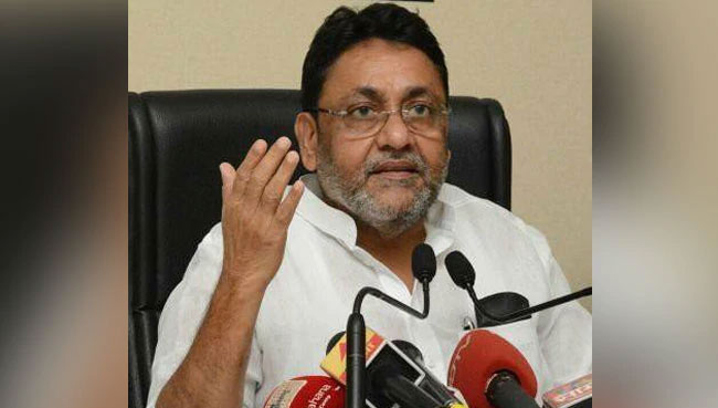 ദേവേന്ദ്ര ഫട്​നാവിസ്​ തോറ്റ സൈന്യത്തി​െൻറ സേനാധിപൻ -എൻ.സി.പി​