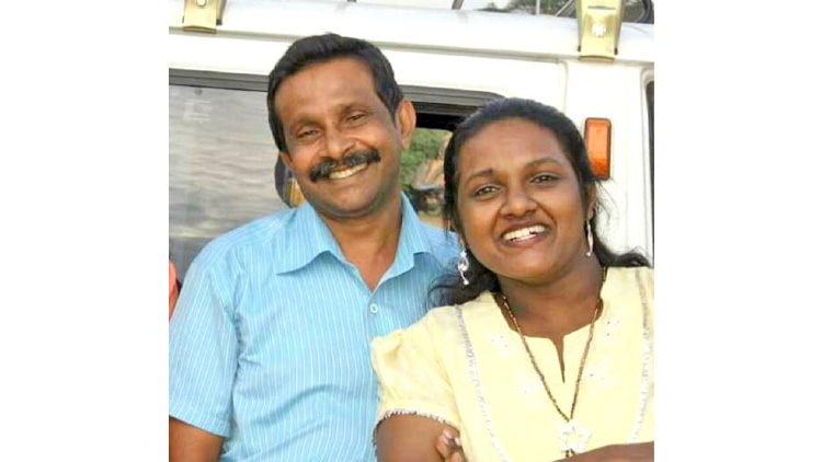 രോഗീപരിചരണത്തിലൂടെ പിതാവി​ന്​  ആദരാഞ്​ജലിയർപ്പിച്ച് നയന