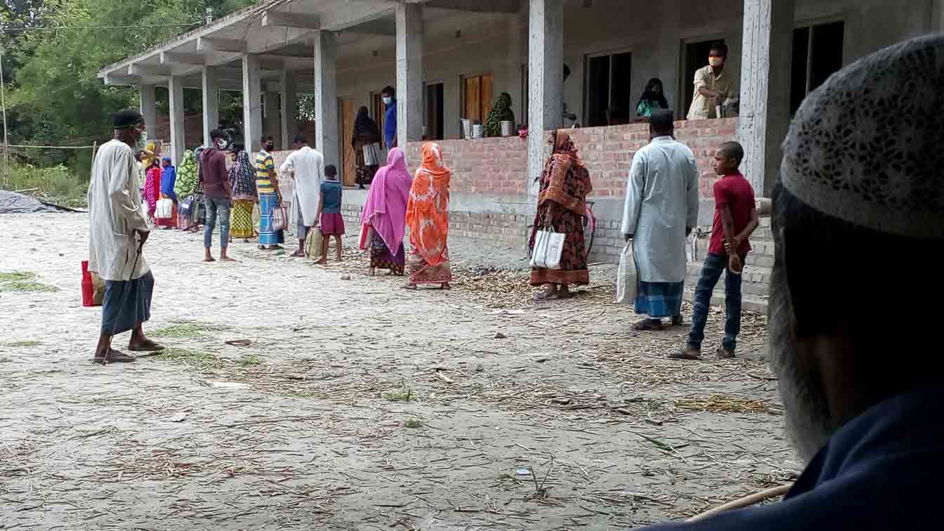 ‘‘ഇവരിവിടെ ഇങ്ങനെ കിടക്കുമ്പോൾ എനിക്കുറക്കം വരുന്നതെങ്ങനെയാ...