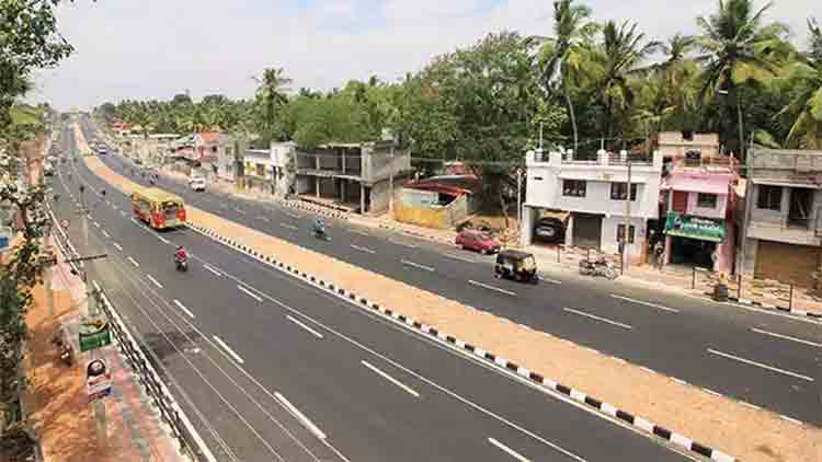 ഇ​ട​പ്പ​ള്ളി - മൂ​ത്ത​കു​ന്നം ദേശീയപാത: മഹാമാരിക്കിടെ കുടിയൊഴിപ്പിക്കൽ നീക്കം ജനദ്രോഹം –സമരസമിതി 