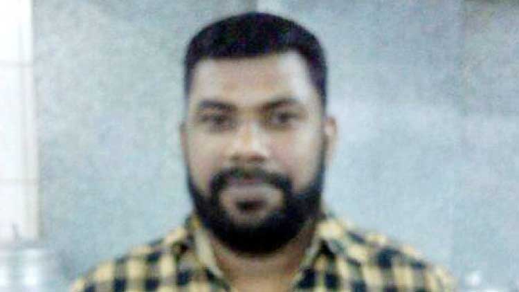 വാ​ഹ​നാ​പ​ക​ട​ത്തി​ൽ മ​രി​ച്ച നി​സാ​റി​െൻറ മൃ​ത​ദേ​ഹം ഖ​ബ​റ​ട​ക്കി