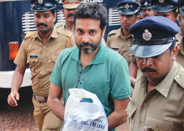 നിസാമിന്റെ ഭൂമി വ്യാജരേഖയുണ്ടാക്കി വിറ്റു; സഹോദരങ്ങൾക്കെതിരെ കേസ്