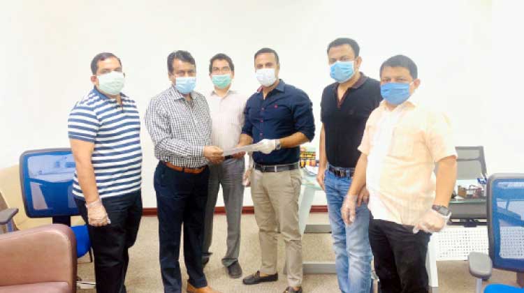 നോ​ർ​ക്ക ഹെ​ൽ​പ്‌ ​െഡ​സ്‌​ക് അ​ത്യാ​വ​ശ്യ​ക്കാ​ർ​ക്കാ​യി താ​മ​സ സൗ​ക​ര്യം ഒ​രു​ക്കു​ന്നു