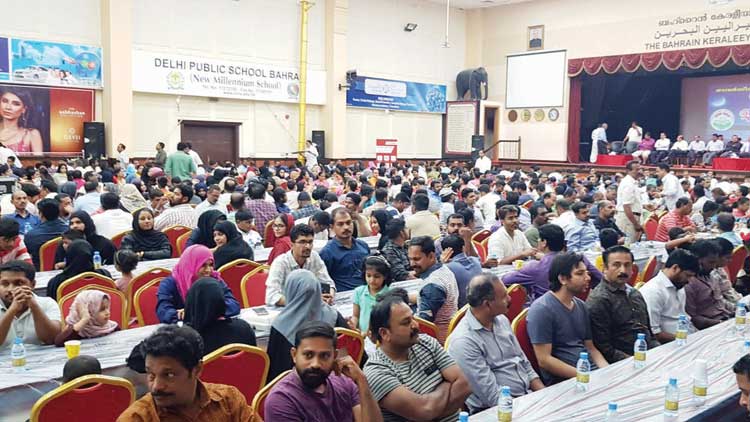 മതേതര സന്ദേശം പകർന്ന് ഒ​.െഎ.സി.സി ഇഫ്താർ വിരുന്ന്