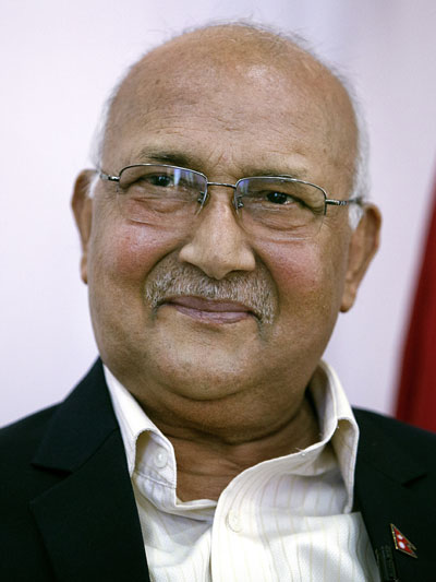 ഖഡ്കപ്രസാദ്  ശര്‍മ ഓലി നേപ്പാള്‍ പ്രധാനമന്ത്രി