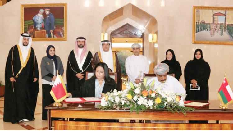 ഒമാനും ബഹ്​റൈനും ധാരണപത്രത്തിൽ ഒപ്പുവെച്ചു