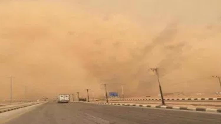 പൊ​ടി​ക്കാ​റ്റി​ന്​ സാ​ധ്യ​ത