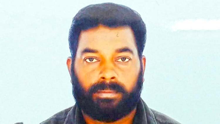 കൊ​ല്ലം സ്വ​ദേ​ശി തൂ​ങ്ങി​മ​രി​ച്ചു