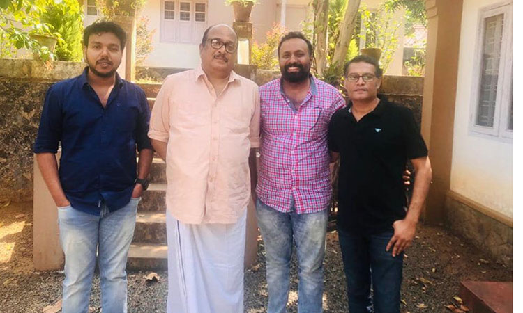 വീണ്ടും തിരക്കഥയെഴുതാൻ  ഡെന്നീസ്​ ​ജോസഫ്​; ഒമർ ലുലു സംവിധാനം; നായകനായി സൂപ്പർതാരം