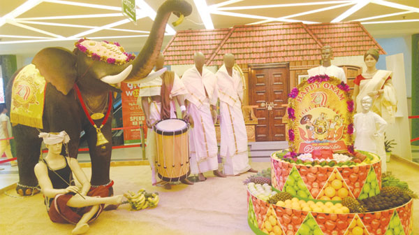 ഓണത്തെ വരവേല്‍ക്കാനൊരുങ്ങി പ്രവാസികള്‍