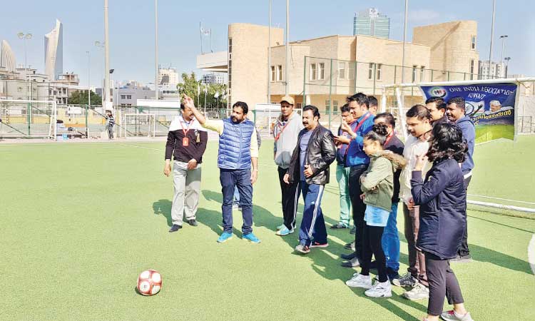 വ​ണ്‍ ഇ​ന്ത്യ അ​സോ​സി​യേ​ഷ​ൻ സെ​വ​ൻ​സ് ഫു​ട്ബാ​ൾ