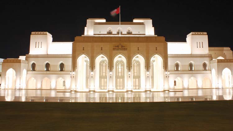 ഖത്തർ ലോകകപ്പ്​ ഔദ്യോഗിക ചിഹ്നം നാളെ മസ്​കത്തിലും തെളിയും