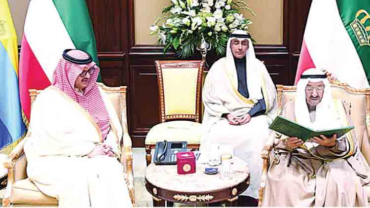 റി​യാ​ദ്​ ഒ​ട്ട​കോ​ത്സ​വ​ത്തി​ന്​ അ​മീ​റി​ന്​ ക്ഷ​ണം