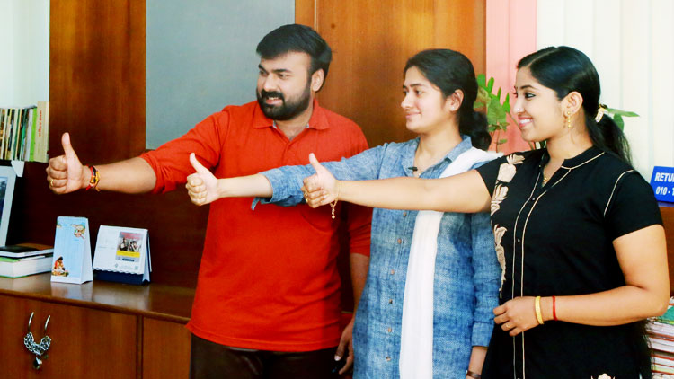 സമ്മതിദാനാവകാശത്തിൻെറ ഓര്‍മ്മപ്പെടുത്തലായി ഔര്‍ ഡേ എന്ന ഷോര്‍ട്ട് ഫിലിം