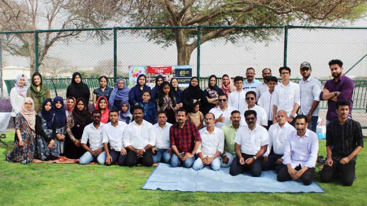 പാ​ടൂ​ർ അ​ലീ​മു​ൽ ഇ​സ്‌​ലാം ഹൈ​സ്കൂ​ൾ പൂ​ർ​വ്വ വി​ദ്യാ​ർ​ത്ഥി​ക​ളു​ടെ സം​ഗ​മം