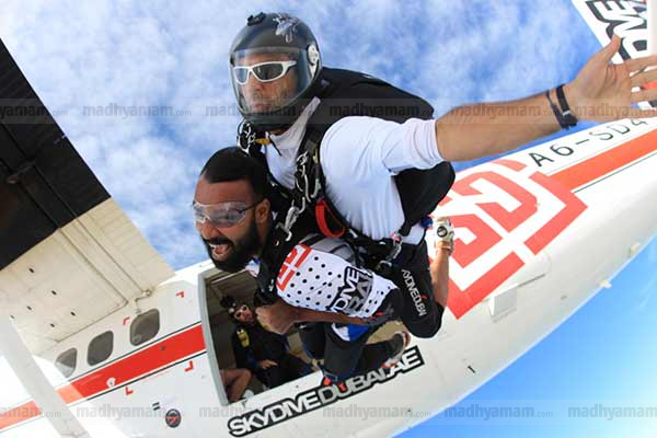pahalisha-dubabi-skydive