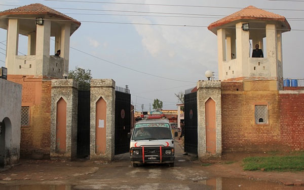 തൂക്കിക്കൊലയെ ചൊല്ലി പാകിസ്താന്‍ പ്രതിക്കൂട്ടില്‍